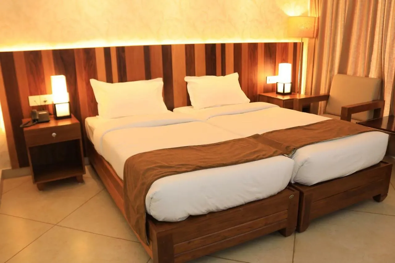 Hotel Lalys Residency Thrissur